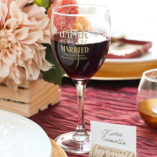 wine glass wedding favors ideas via https://shrsl.com/153w1