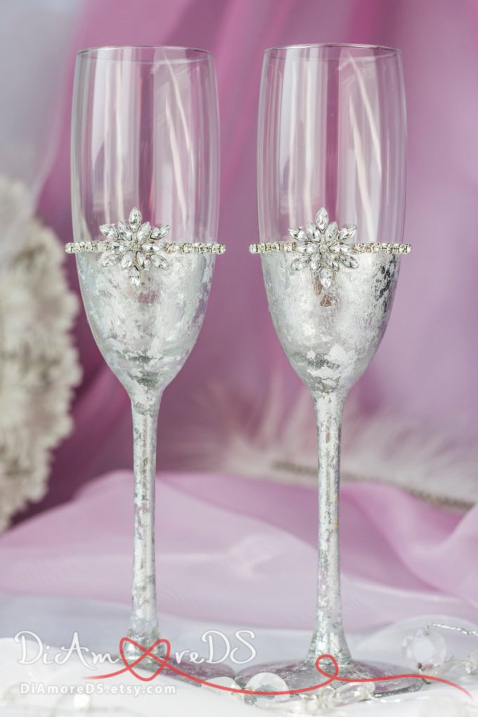 winter wedding champagne flutes