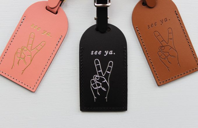 luggage tag favors