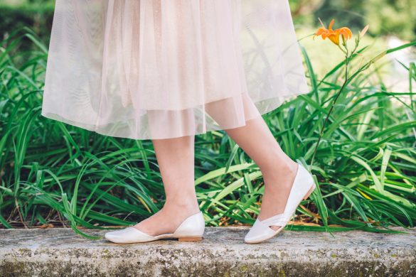 9 Most Beautiful (+ Comfy!) Ivory Wedding Flats | Emmaline Bride