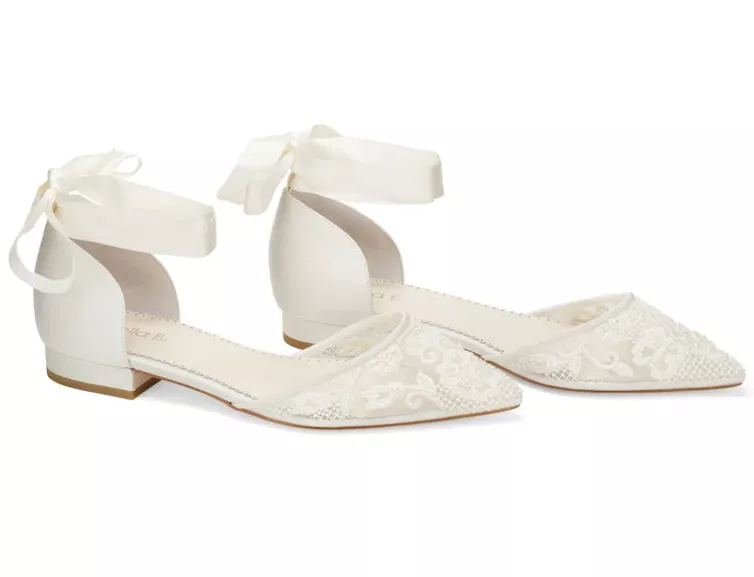 elegant ivory wedding flats with lace and small pearls