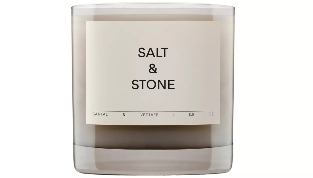 luxury candle bridesmaid gift idea for cozy home relaxation