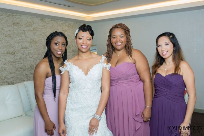 bride with bridesmaids - le club avenue wedding