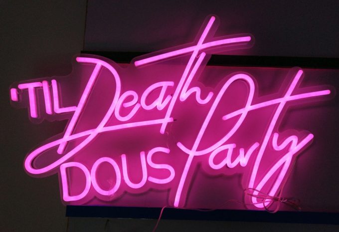 neon sign for weddings