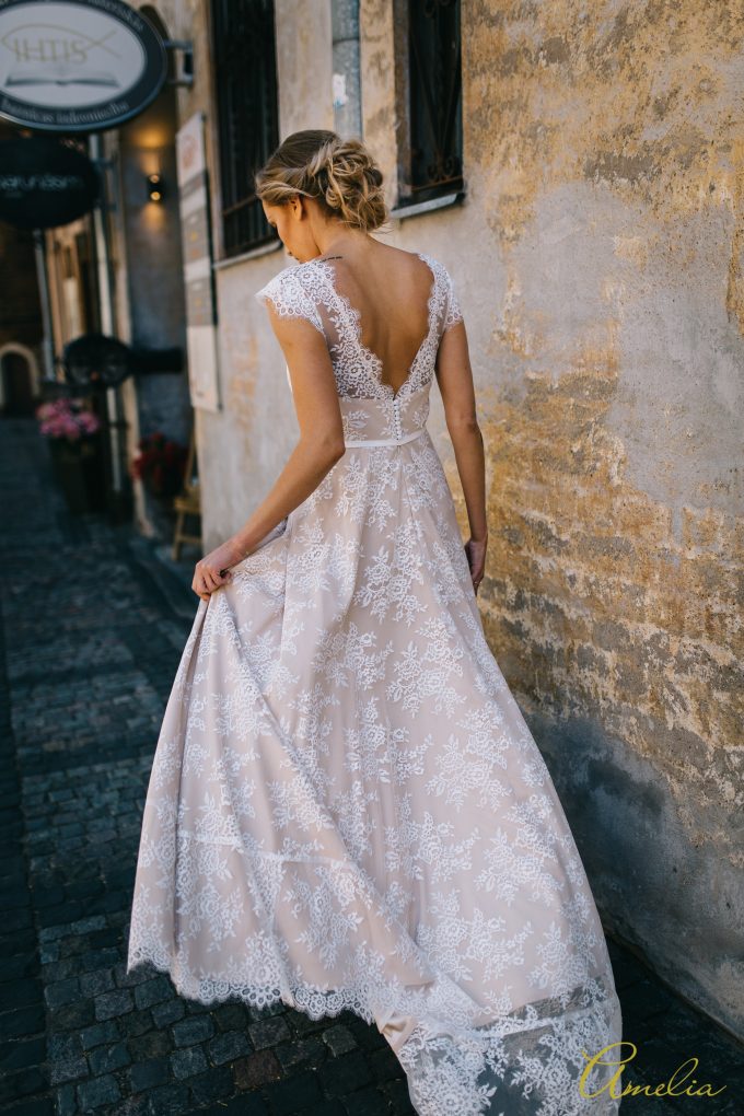lace wedding dresses 2020