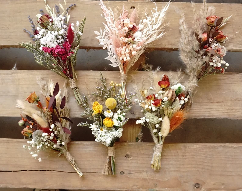 dried flower bouquet favors
