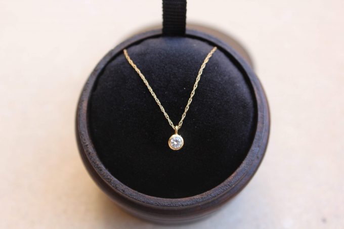 diamond minimalist necklace