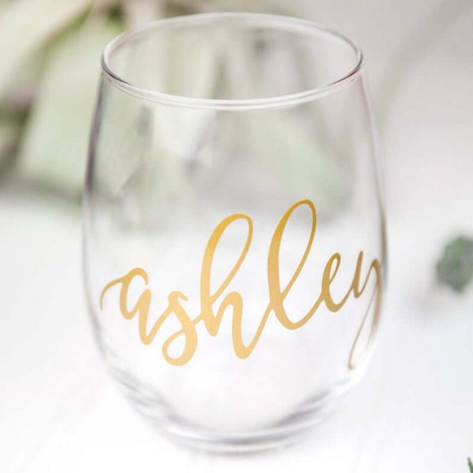 personalized wine glasses bridesmaids