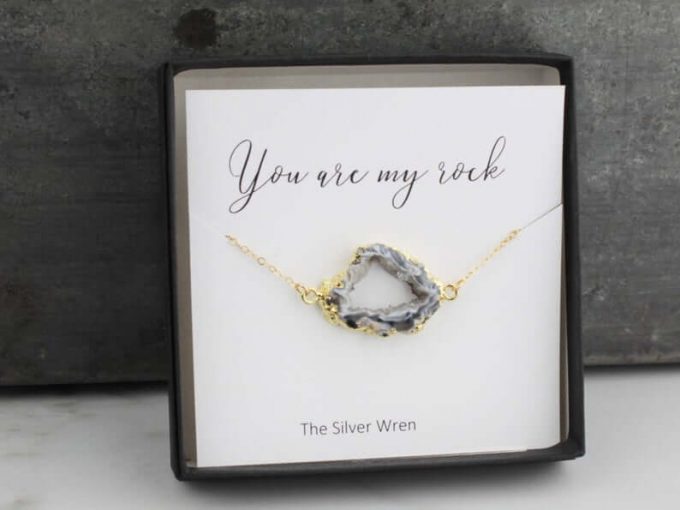 12 Best Wedding Gifts for Sister Getting Married | Emmaline Bride