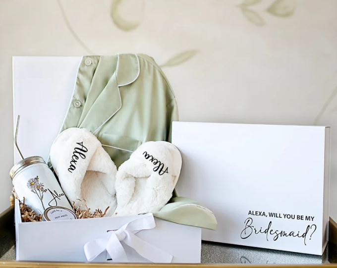 bridesmaid gift box with pajamas