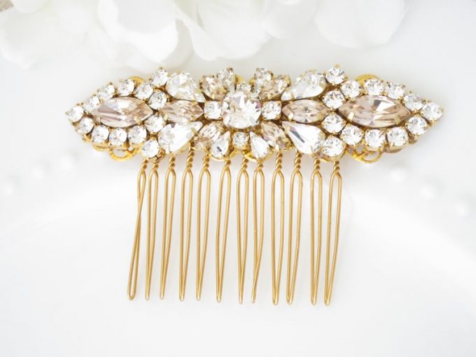 wedding hair comb with hair down