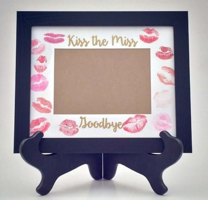 kiss the miss goodbye print