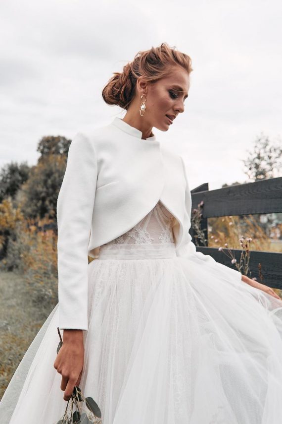 10 Best Winter Wedding Coats for the Bride Emmaline Bride — free download