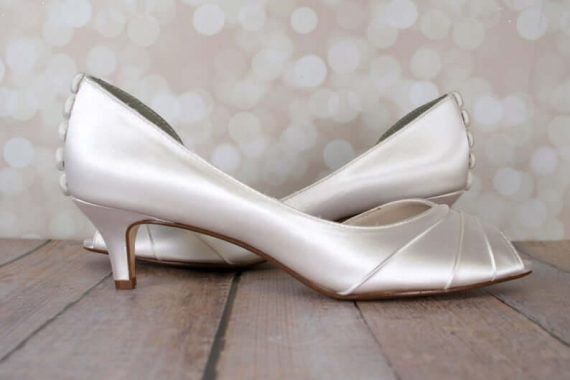 14 Smokin Hot Wide Width Wedding Shoes For Bride Emmaline Bride