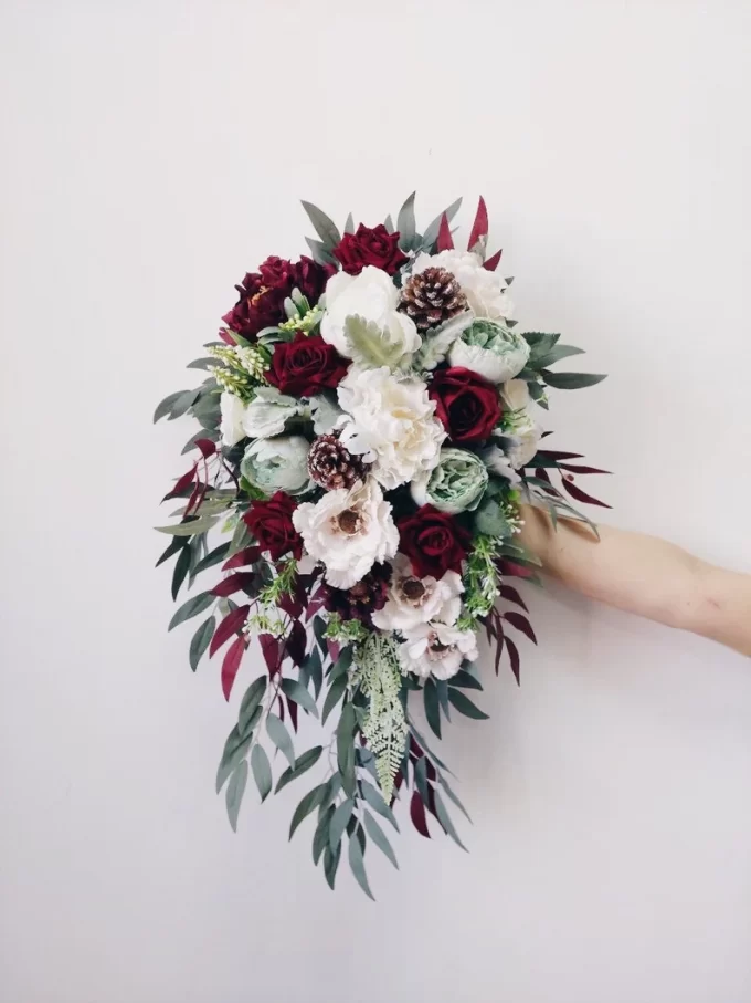 winter bridal bouquets