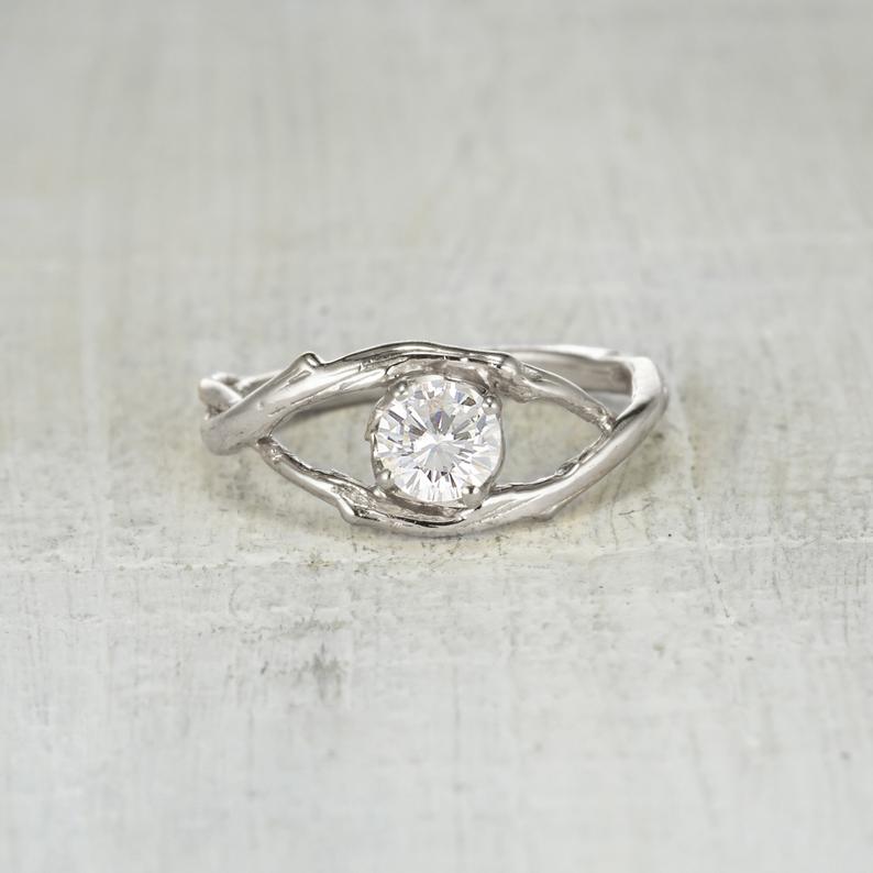 28 Most Unique Earthy Engagement Rings | Emmaline Bride Wedding Blog