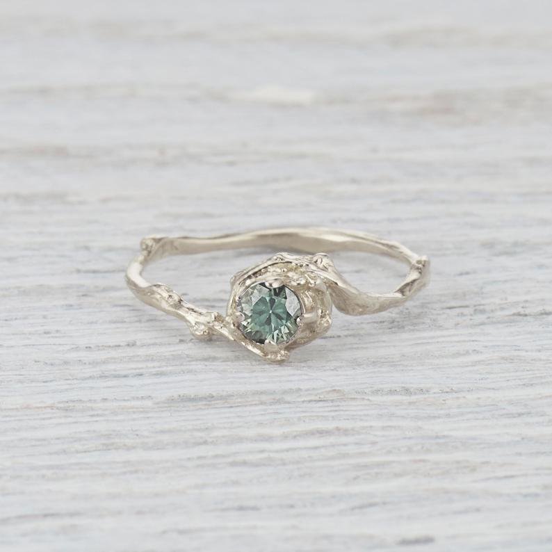 28 Most Unique Earthy Engagement Rings | Emmaline Bride Wedding Blog