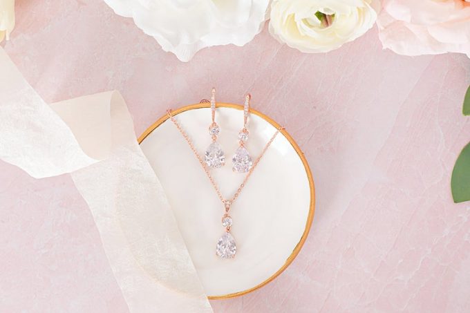 rose gold bridal jewelry set