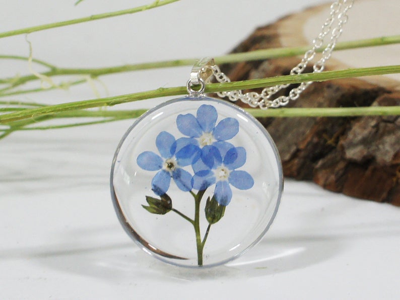 Real Flower Necklace for Wedding | Emmaline Bride