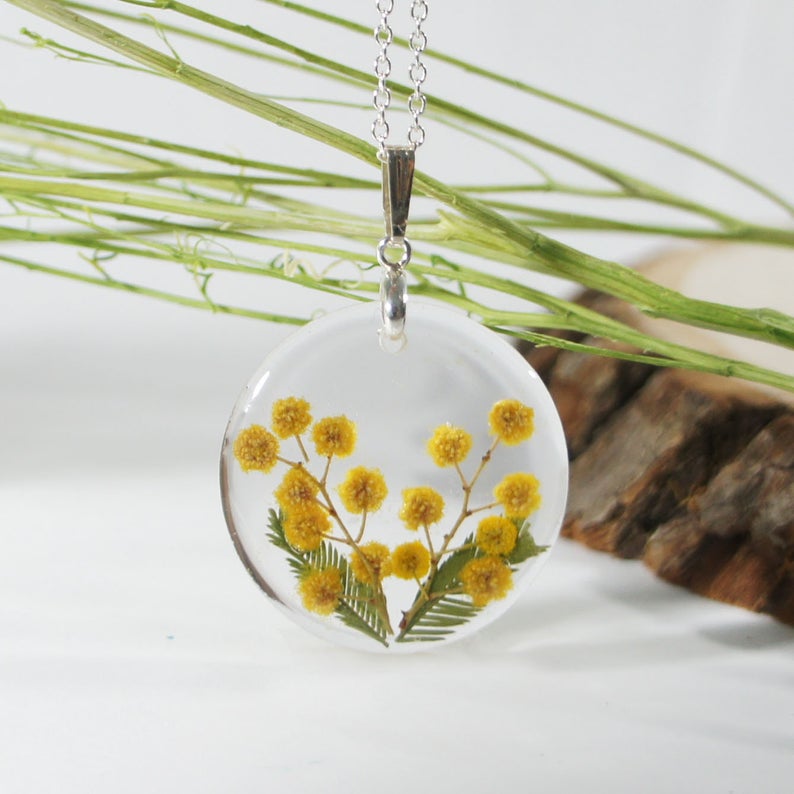 Real Flower Necklace for Wedding | Emmaline Bride