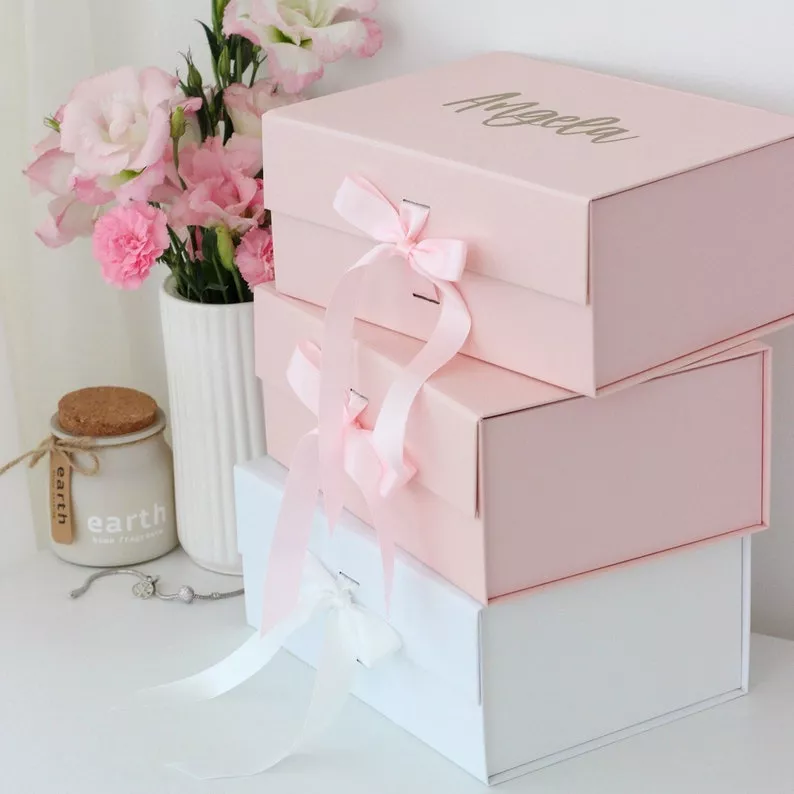magnetic closure bridesmaid gift box empty