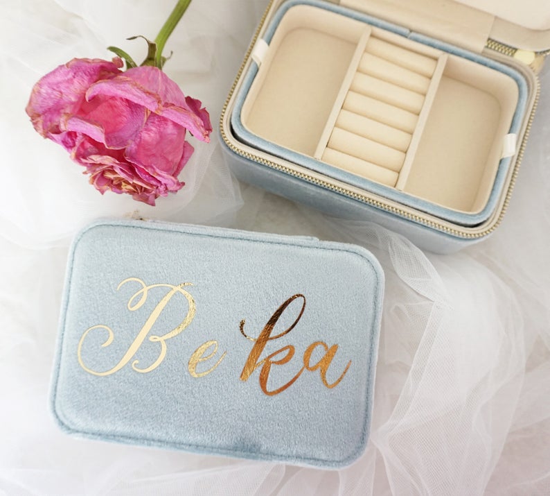 Where to Buy the Best Bridesmaids Jewelry Boxes | Emmaline Bride