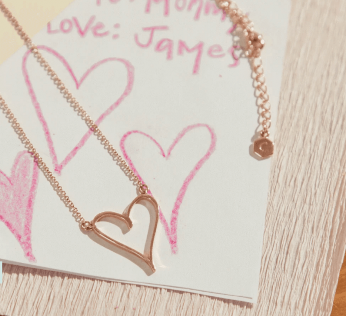 custom heart drawing necklace