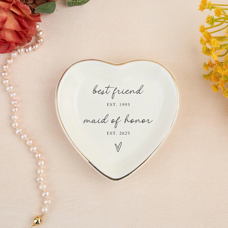 Elegant maid of honor jewelry dish, personalized gift to thank your bridal party and show appreciation