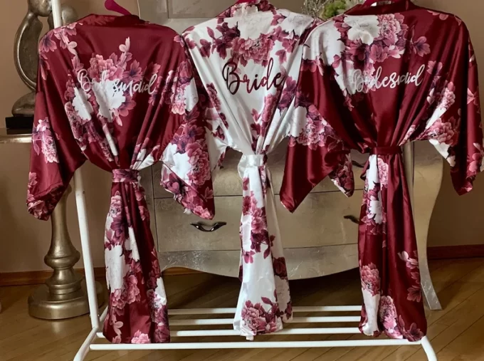 burgundy bridesmaid robes