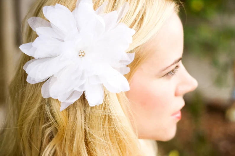 Here's EXACTLY What to Wear Instead of a Veil Emmaline Bride