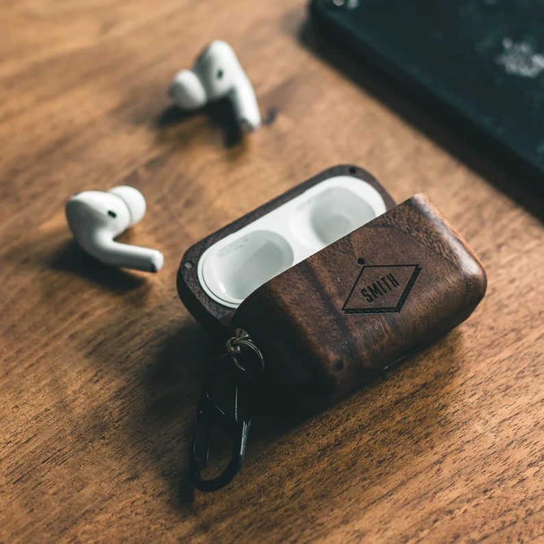 personalized airpods pro case in wood for groomsmen gifts
