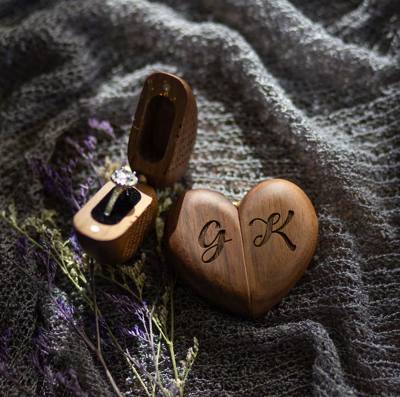 9 Most Incredible Wedding Ring Boxes for Your Ceremony