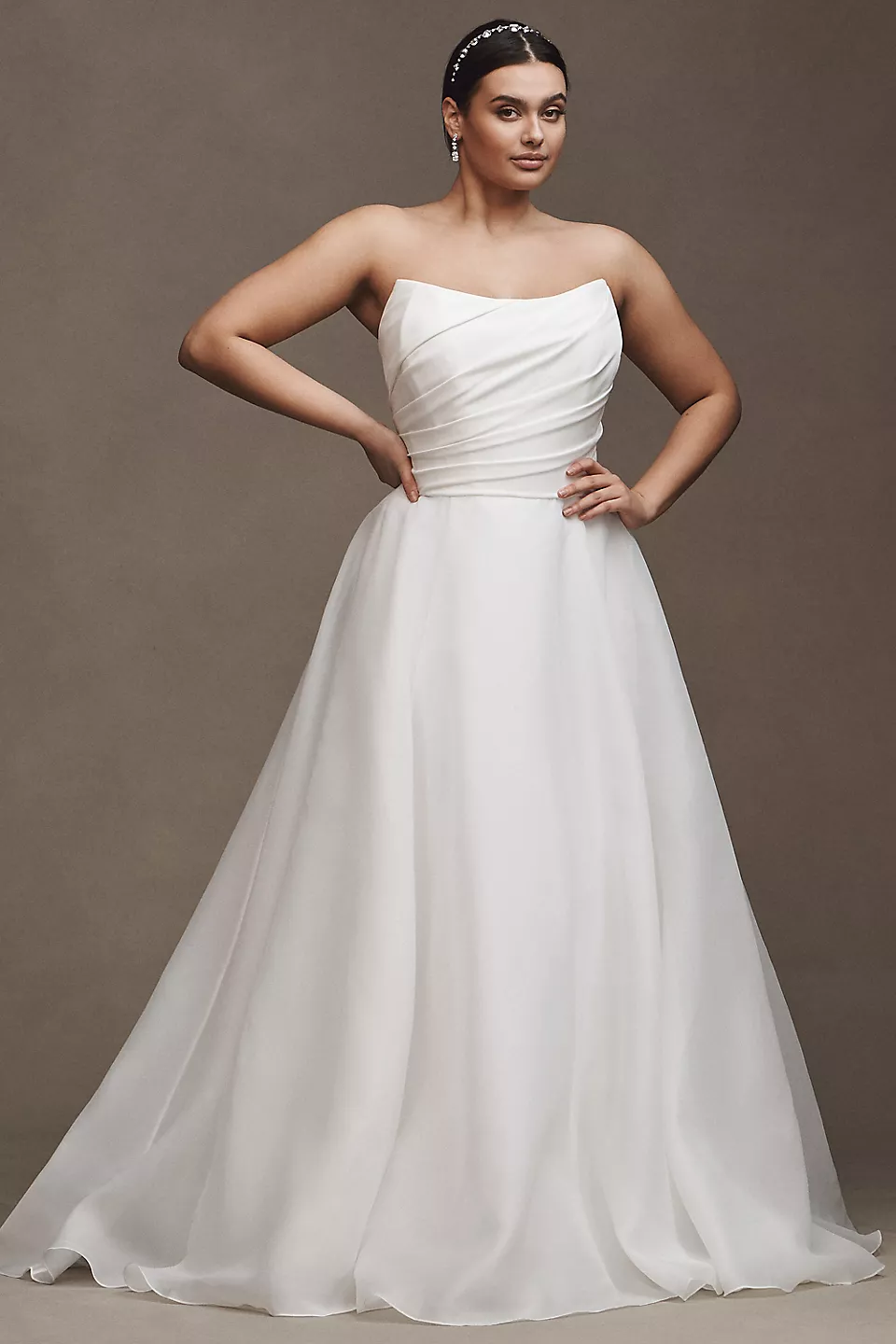 flowy a-line wedding dress that hides belly bulge
