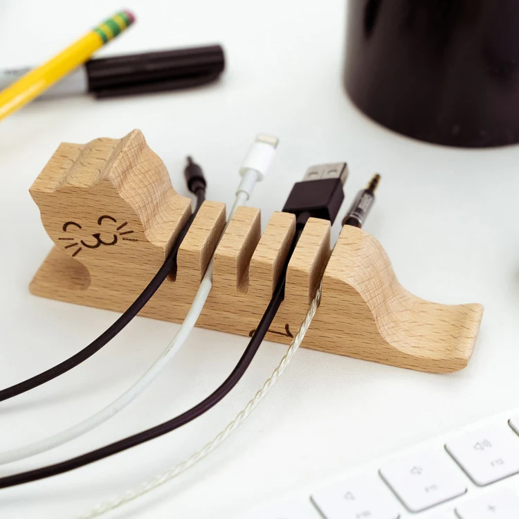 Kitty cat cord organizer