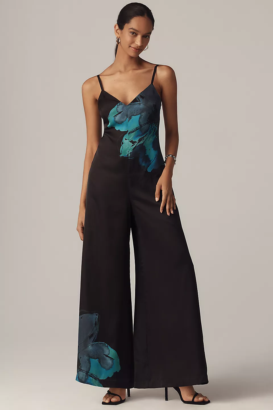 floral print wide leg jumpsuit for wedding guest who doesnt wear dresses