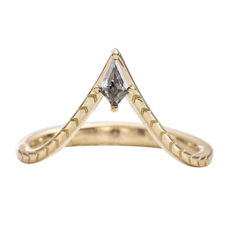 chevron engagement ring with salt and pepper diamond