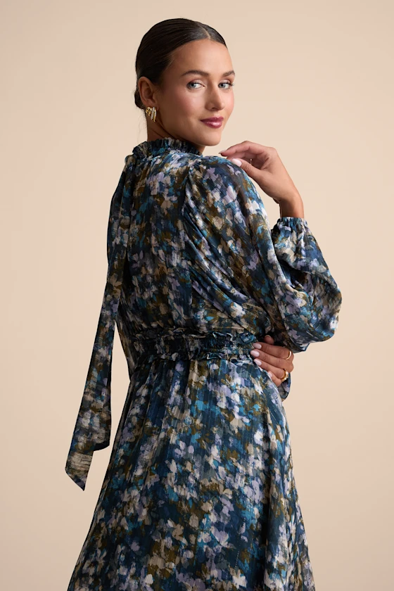 What to wear to a wedding with long sleeves 2025