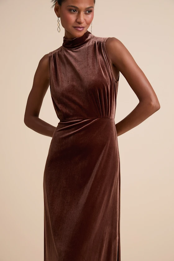 Mock neck sleeveless brown velvet dress