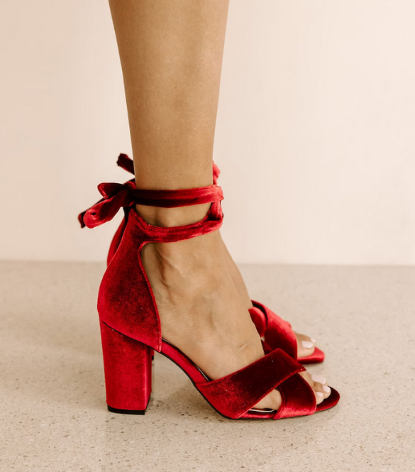 27 Top Winter Wedding Guest Shoes for Women to Wear [2024]