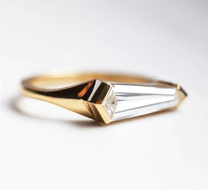 Kite Moissanite Ring With Gold Band