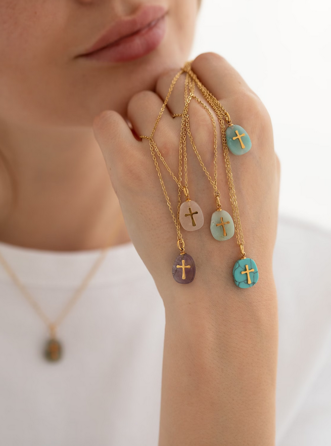dainty cross christian jewelry necklace