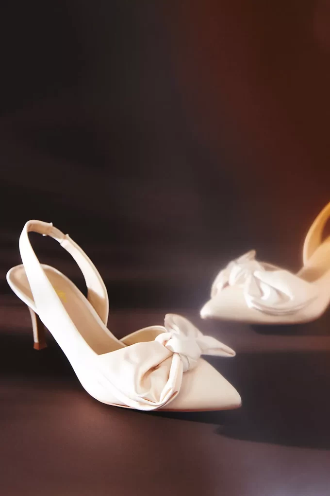 seychelles bridal bow heels in white
