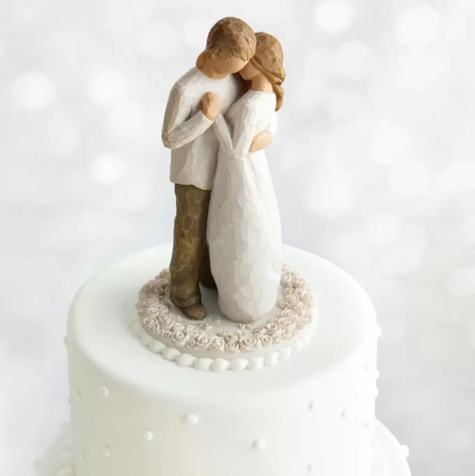 wedding cake topper figurine
