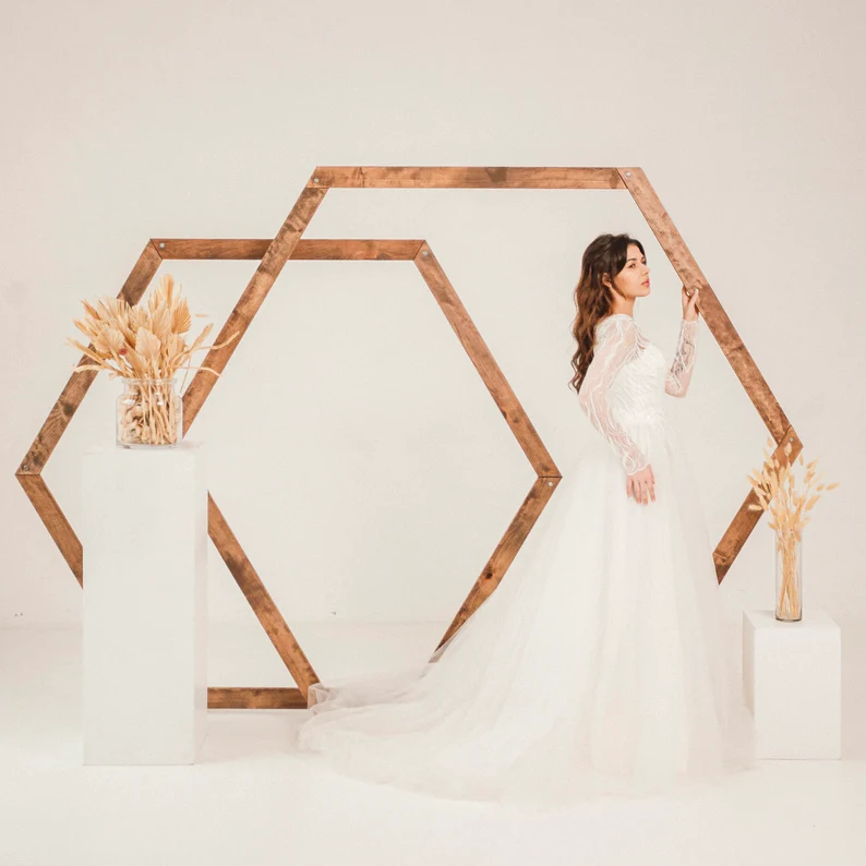 wood arch ceremony discount for memorial day weekend