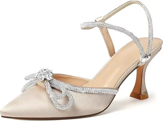 Pointed low heel wedding shoes for comfort