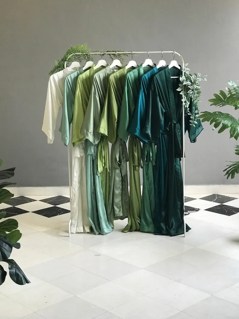 personalized silk robe bridesmaid gift