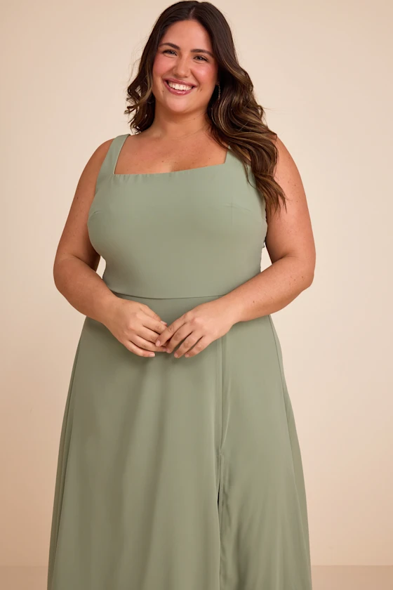 modest bridesmaid dresses for plus-size attendants
