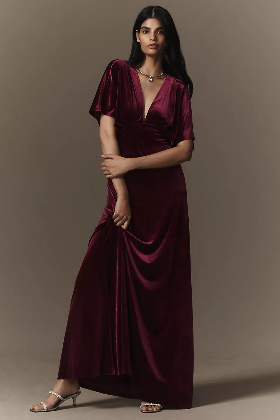 v-neck velvet stretch dress in burgundy