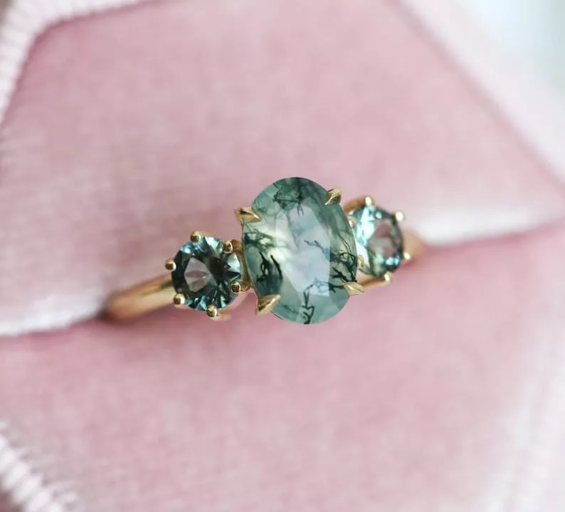 protective setting for moss agate engagement ring