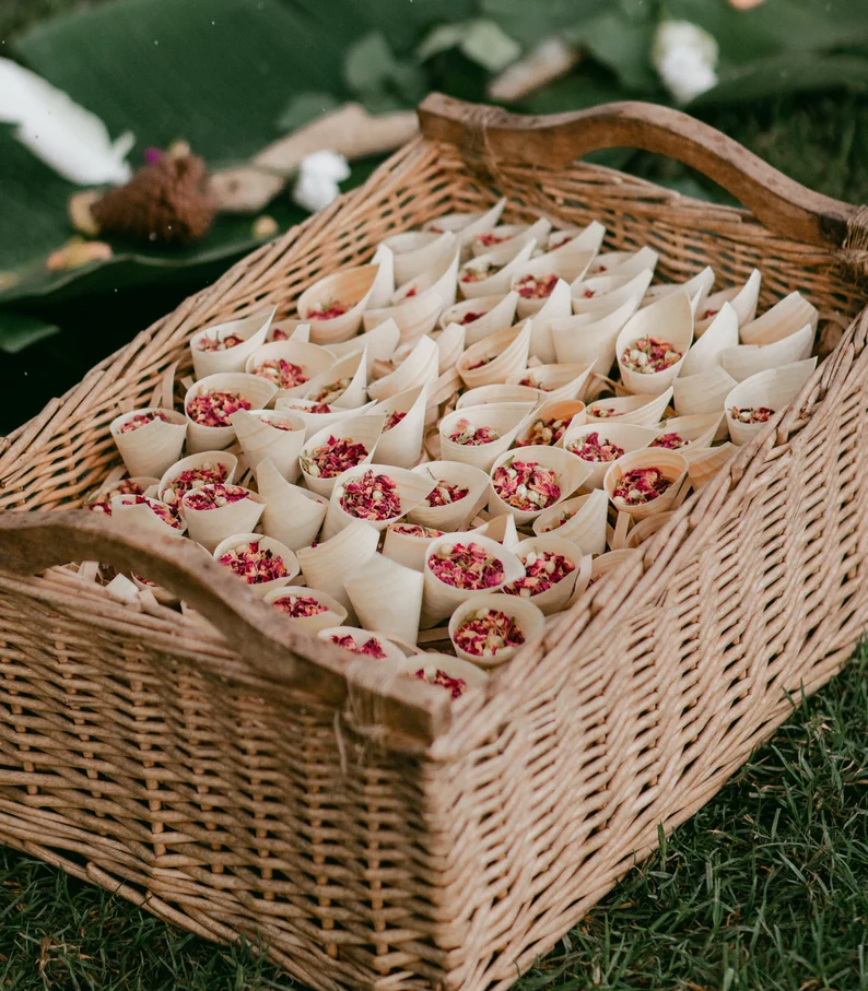 Here’s Where to Get Real Flower Petals for the Flower Girl (No Faux Allowed)